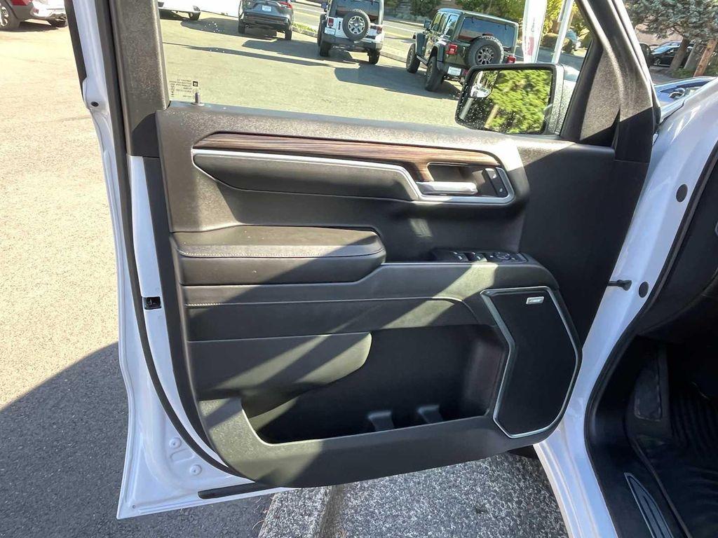 used 2024 Chevrolet Silverado 1500 car, priced at $45,995