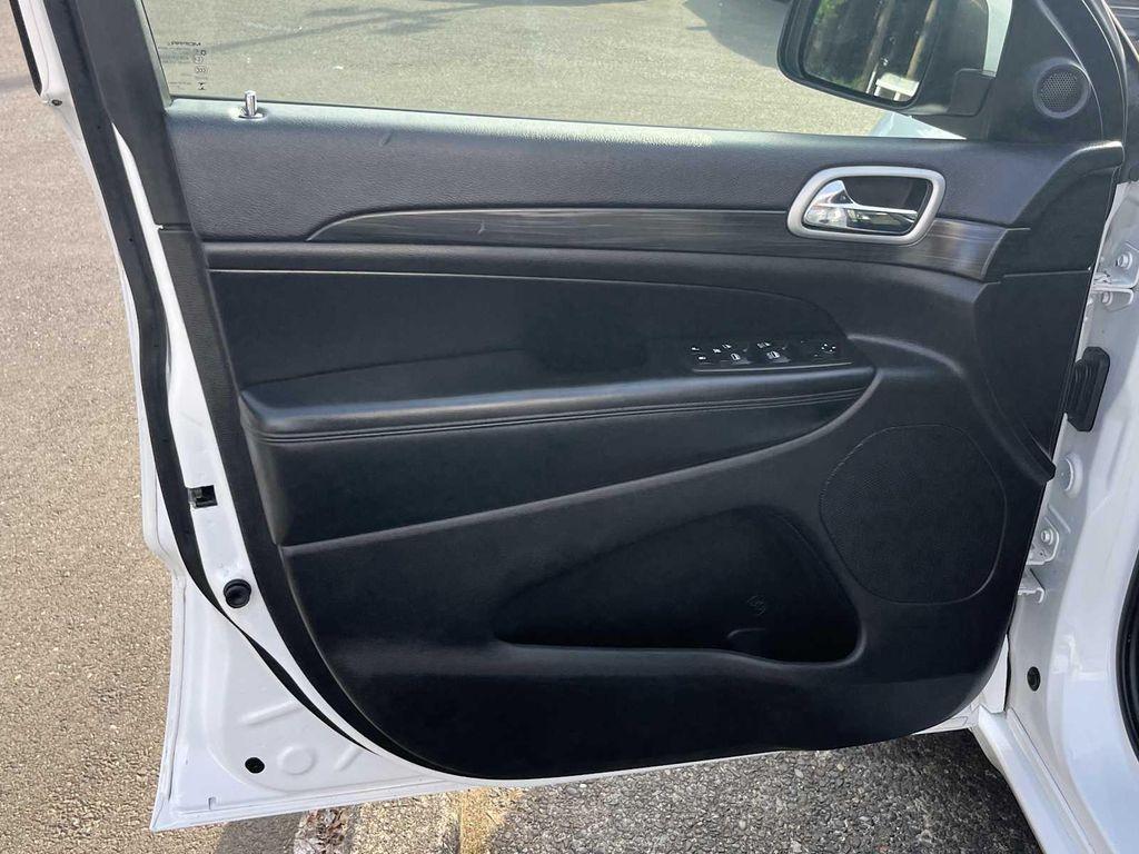 used 2019 Jeep Grand Cherokee car, priced at $23,193