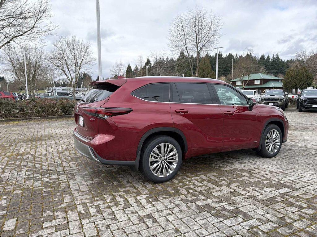 new 2026 Toyota Highlander Hybrid car, priced at $57,333