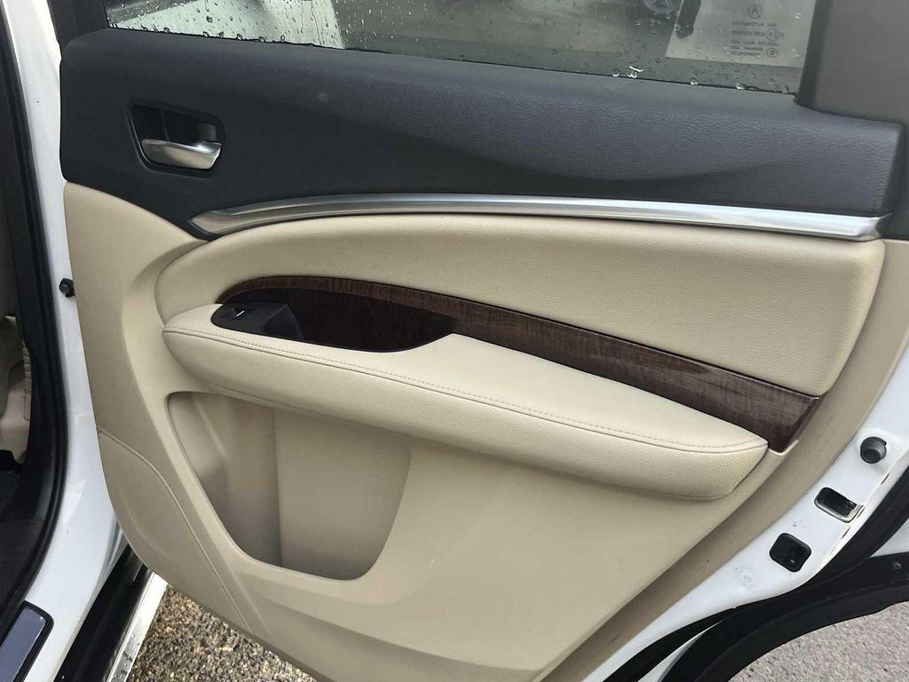 used 2018 Acura MDX car, priced at $22,901