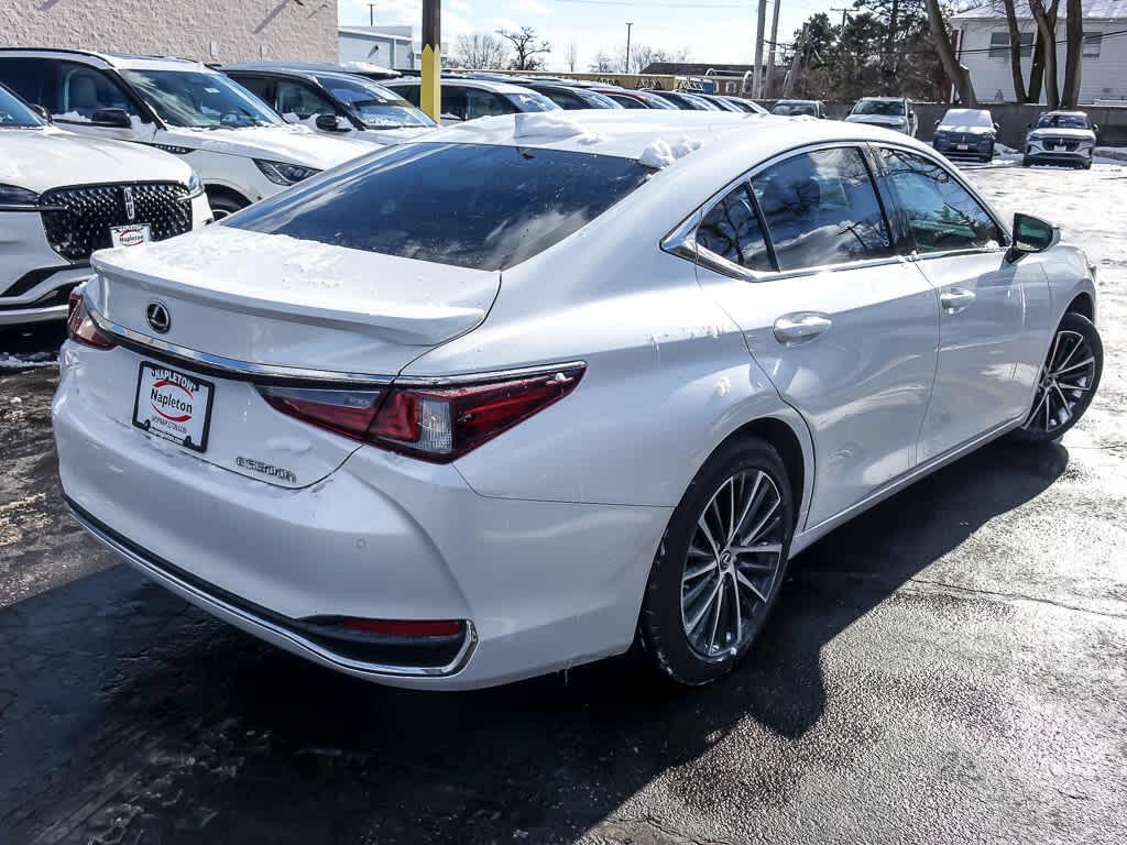 used 2024 Lexus ES 300h car, priced at $35,884