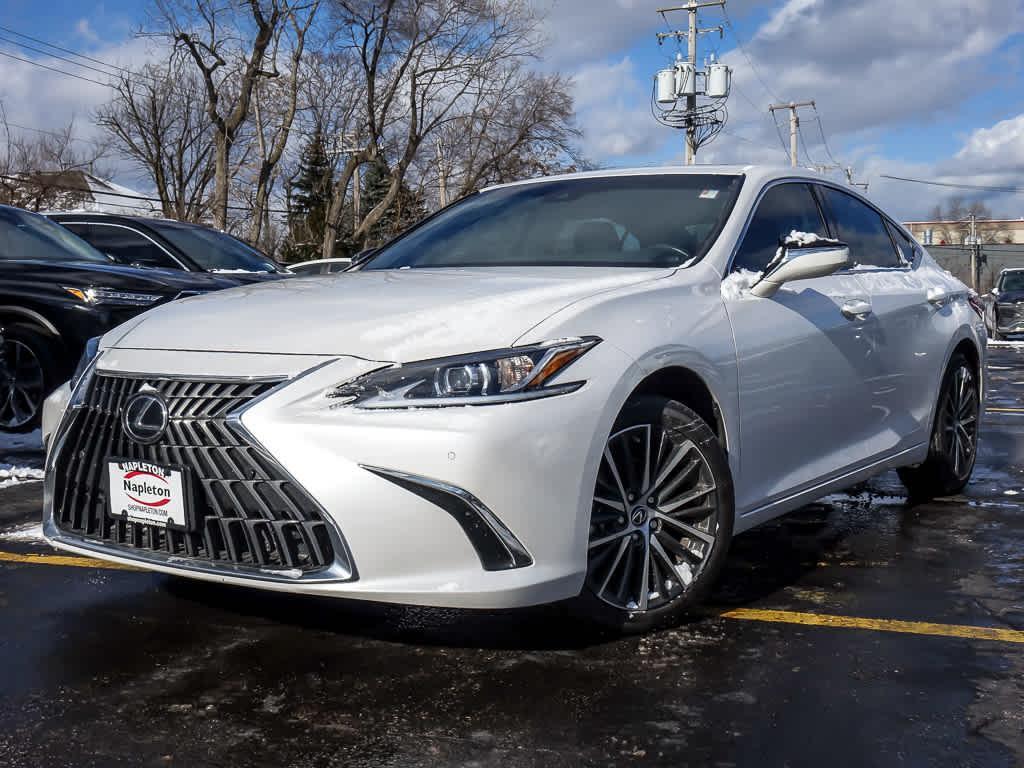 used 2024 Lexus ES 300h car, priced at $35,884
