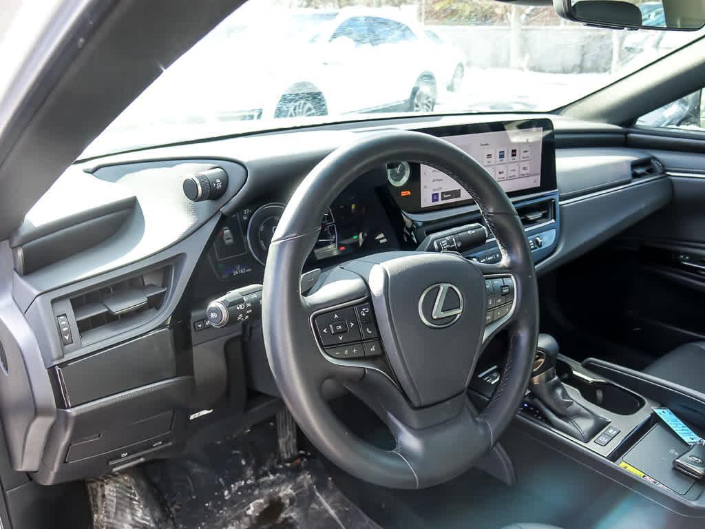 used 2024 Lexus ES 300h car, priced at $35,884