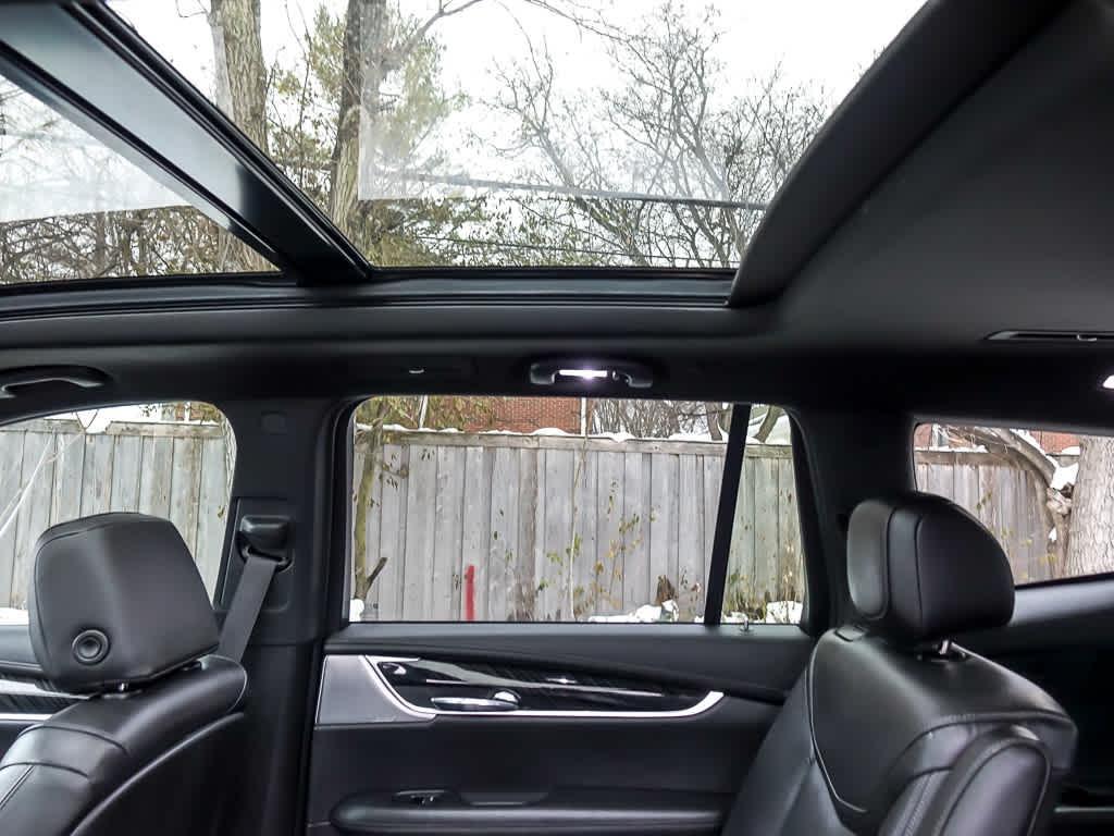 used 2020 Cadillac XT6 car, priced at $25,567