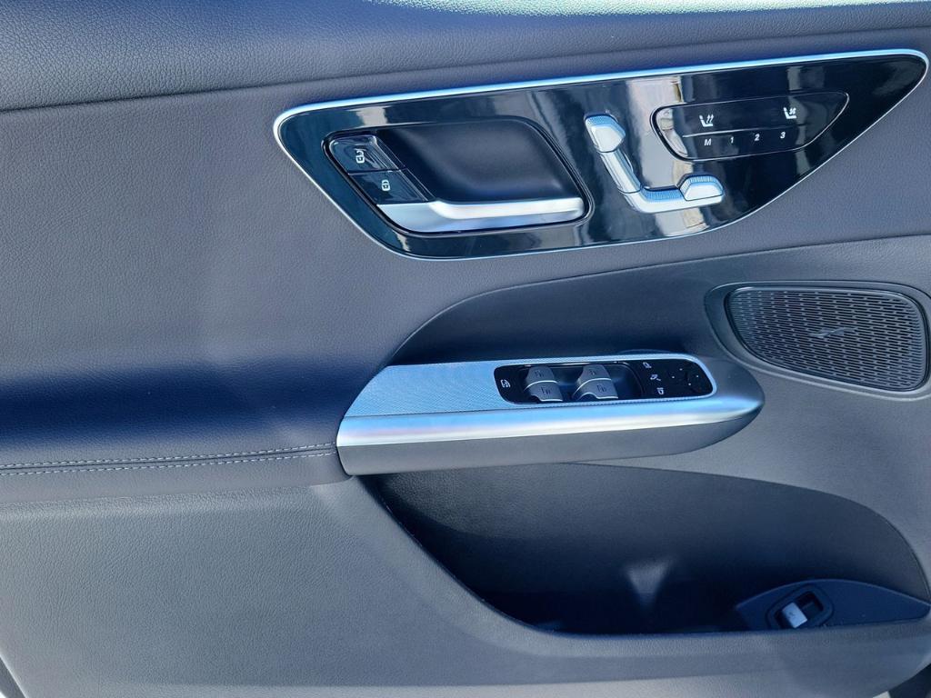 new 2026 Mercedes-Benz GLC 300 car, priced at $54,250