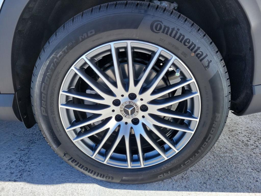 new 2026 Mercedes-Benz GLC 300 car, priced at $54,250