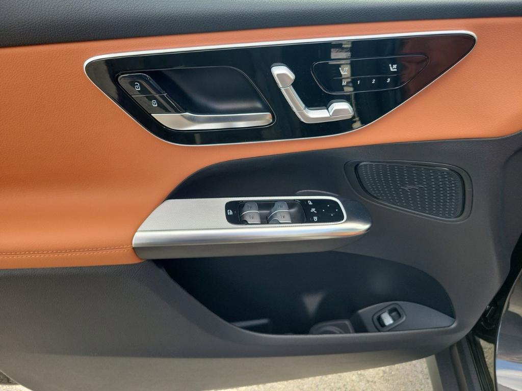 new 2026 Mercedes-Benz GLC 300 car, priced at $55,400