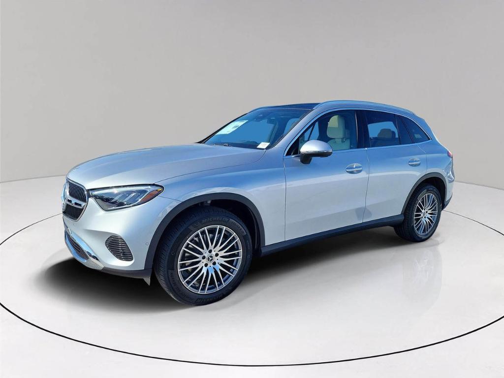 new 2026 Mercedes-Benz GLC 300 car, priced at $54,250