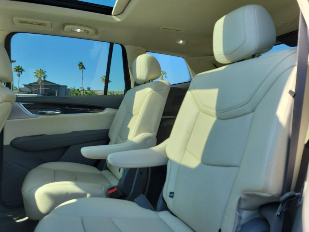 used 2020 Cadillac XT6 car, priced at $32,180