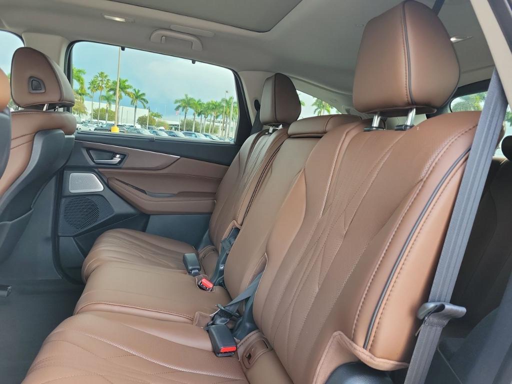 used 2025 Acura MDX car, priced at $57,031