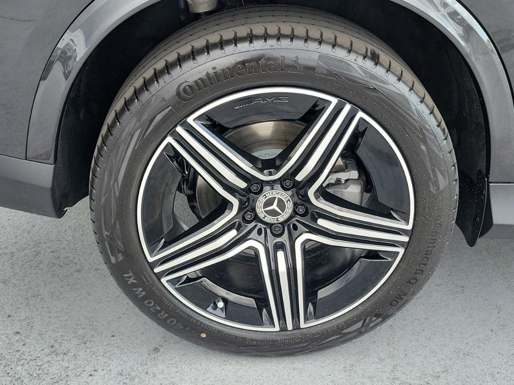 new 2026 Mercedes-Benz GLC 300 car, priced at $67,775