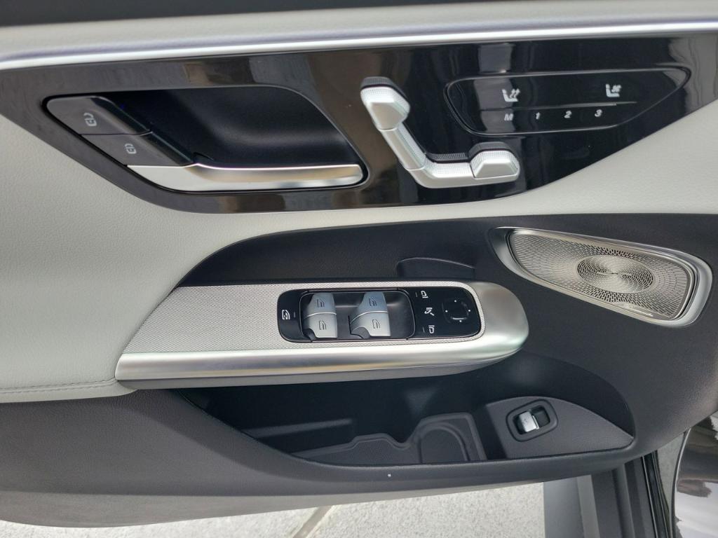 new 2026 Mercedes-Benz GLC 300 car, priced at $67,775