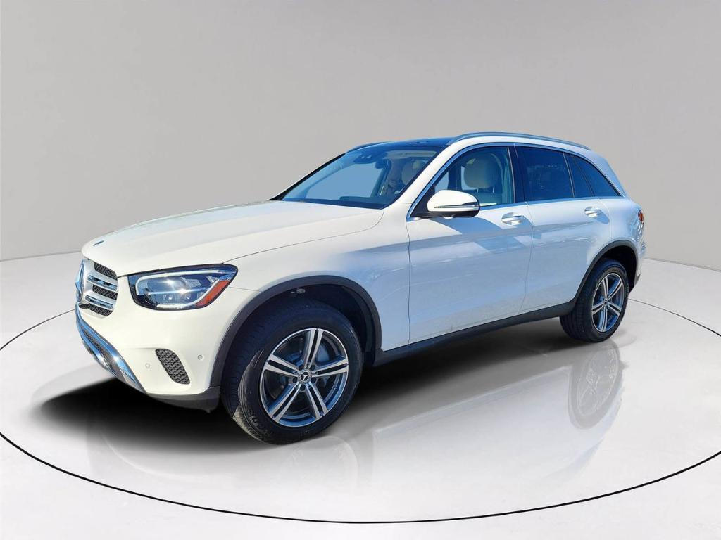 used 2022 Mercedes-Benz GLC 300 car, priced at $30,927