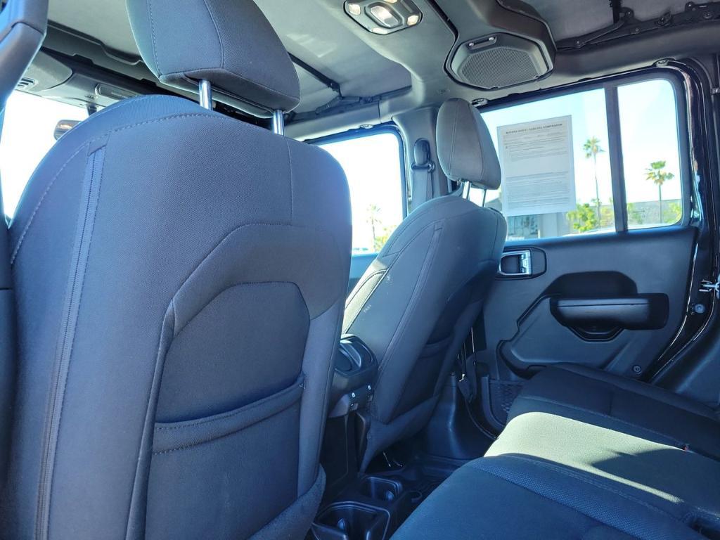 used 2021 Jeep Gladiator car, priced at $26,614