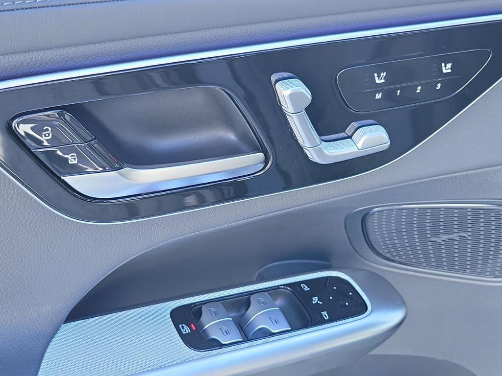 new 2026 Mercedes-Benz GLC 300 car, priced at $56,685