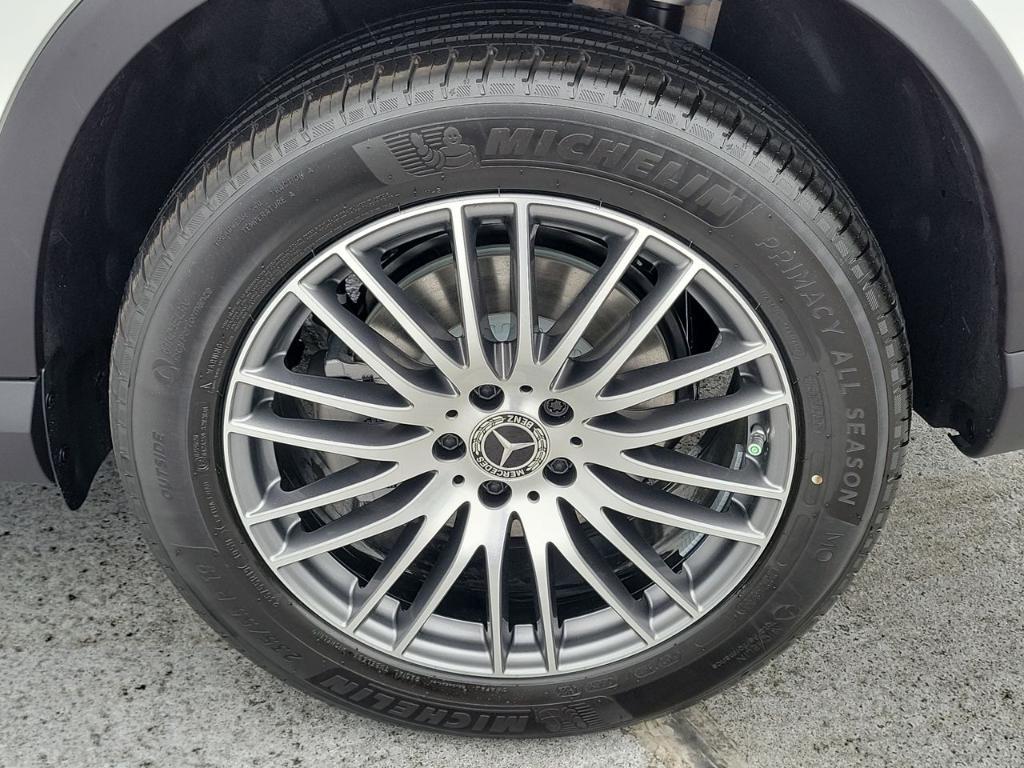 new 2026 Mercedes-Benz GLC 300 car, priced at $53,500