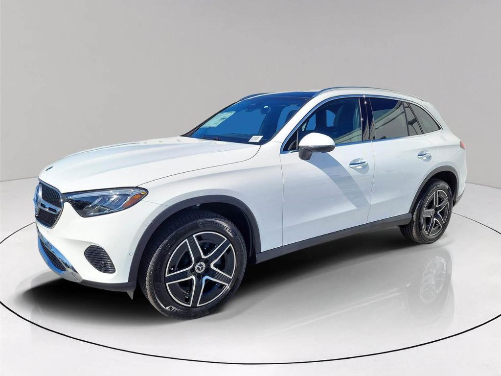 new 2026 Mercedes-Benz GLC 300 car, priced at $53,665