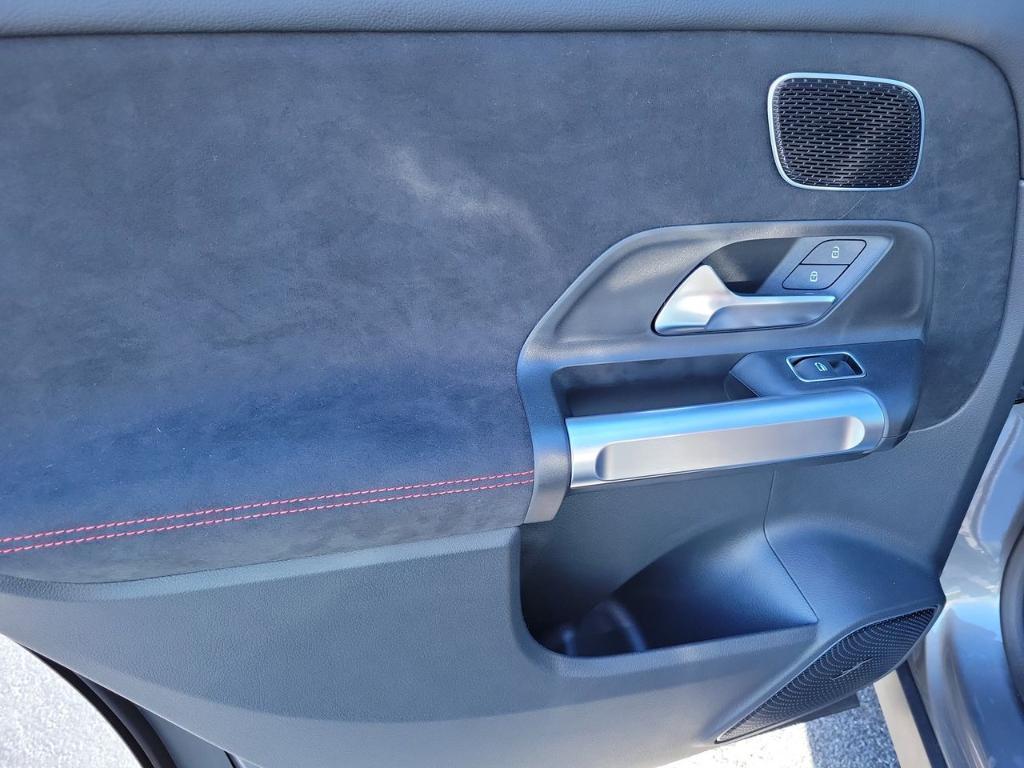 new 2025 Mercedes-Benz AMG GLB 35 car, priced at $55,299