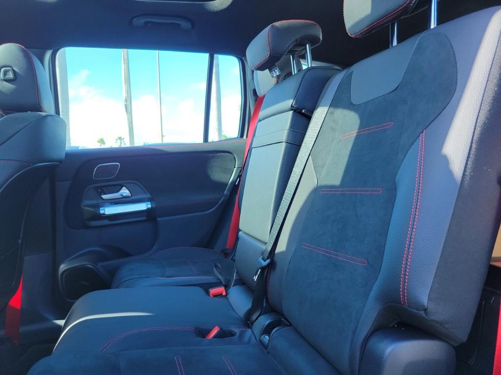 new 2025 Mercedes-Benz AMG GLB 35 car, priced at $55,299