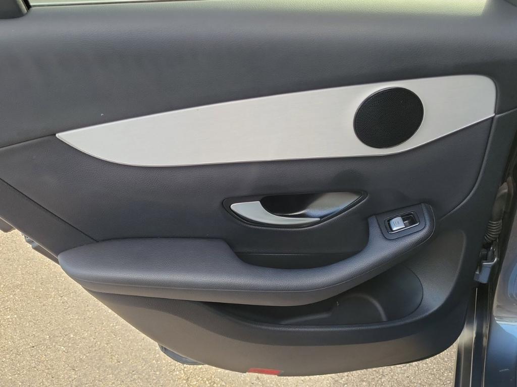 used 2022 Mercedes-Benz GLC 300 car, priced at $33,095