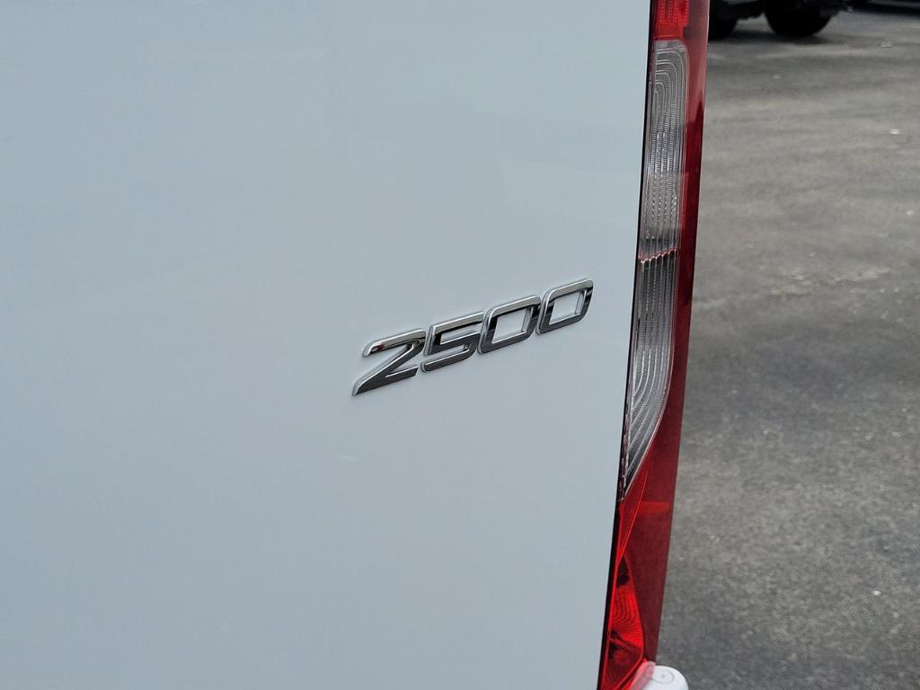 new 2026 Mercedes-Benz Sprinter 2500 car, priced at $58,098