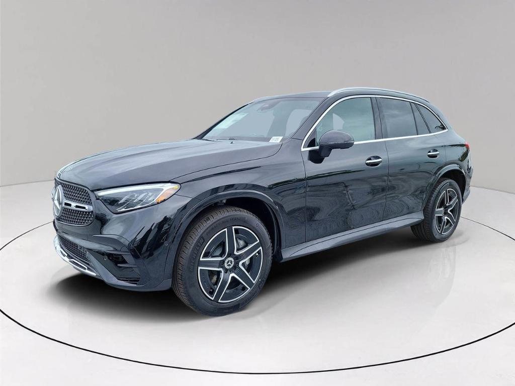 new 2026 Mercedes-Benz GLC 300 car, priced at $56,685