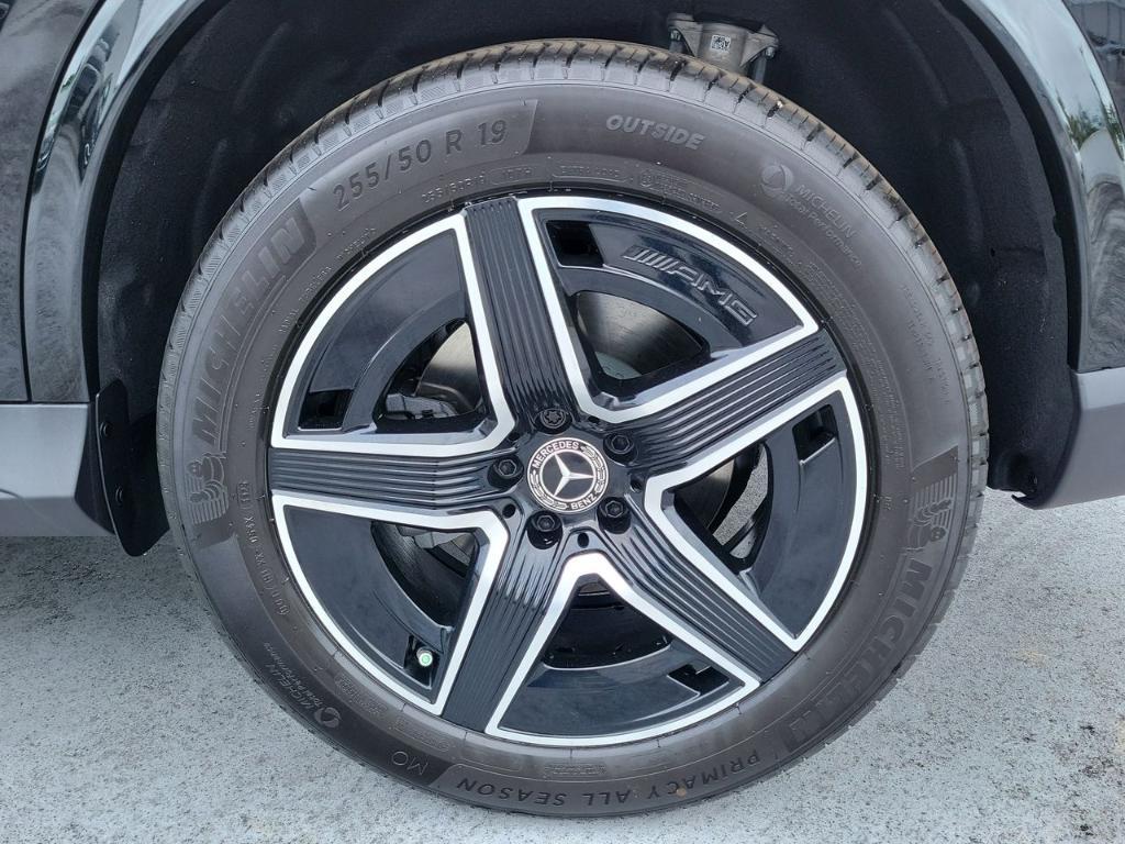 new 2026 Mercedes-Benz GLC 300 car, priced at $56,685