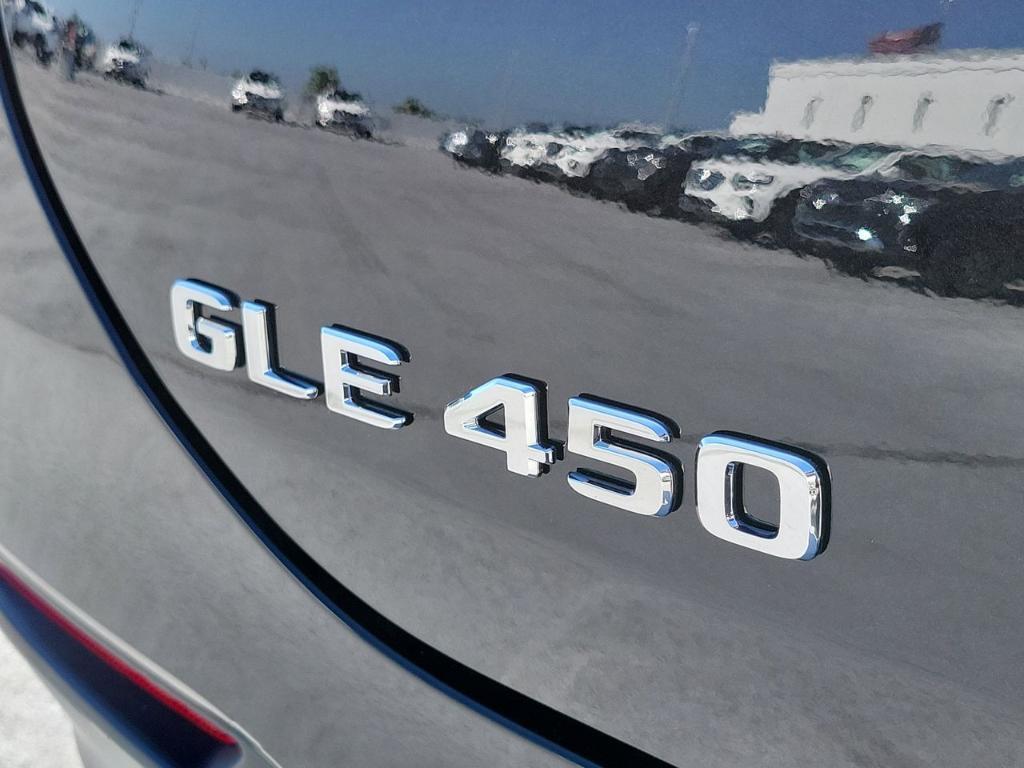 new 2026 Mercedes-Benz GLE 450 car, priced at $85,465