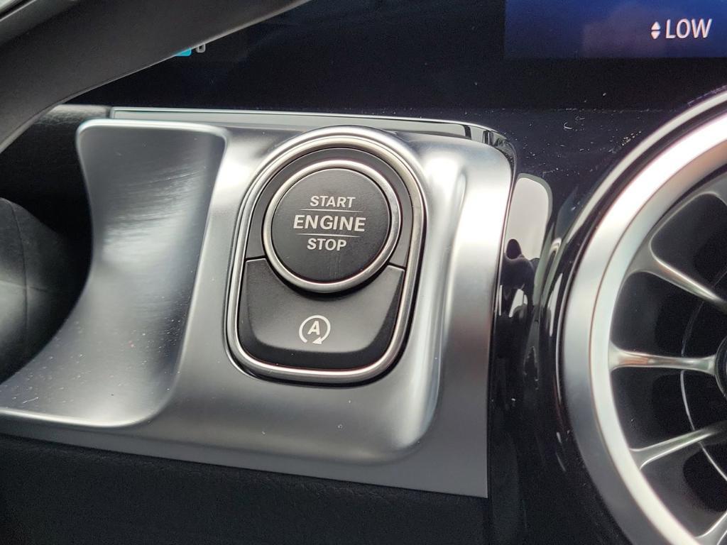 new 2026 Mercedes-Benz GLB 250 car, priced at $49,545