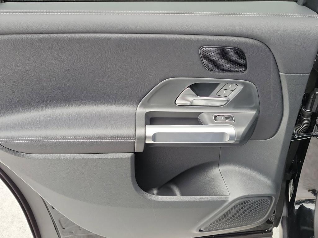 new 2026 Mercedes-Benz GLB 250 car, priced at $49,545