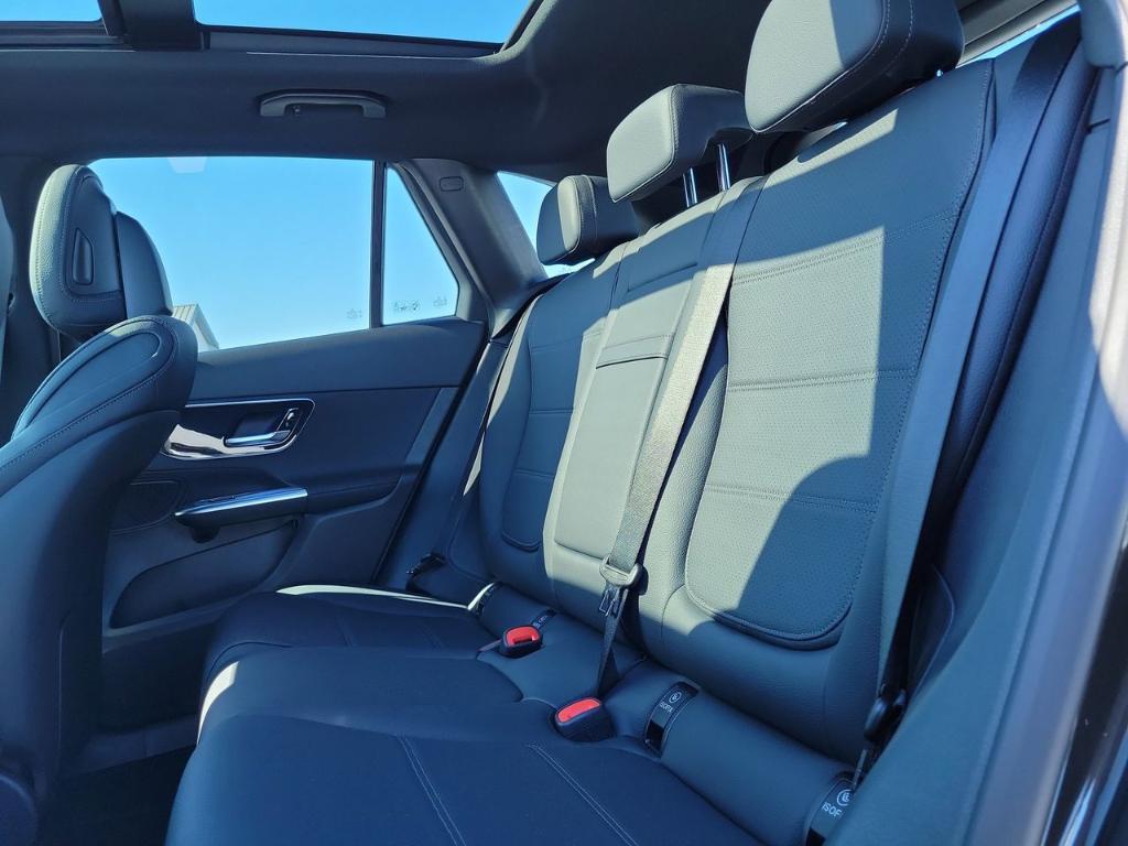 new 2026 Mercedes-Benz GLC 300 car, priced at $54,250