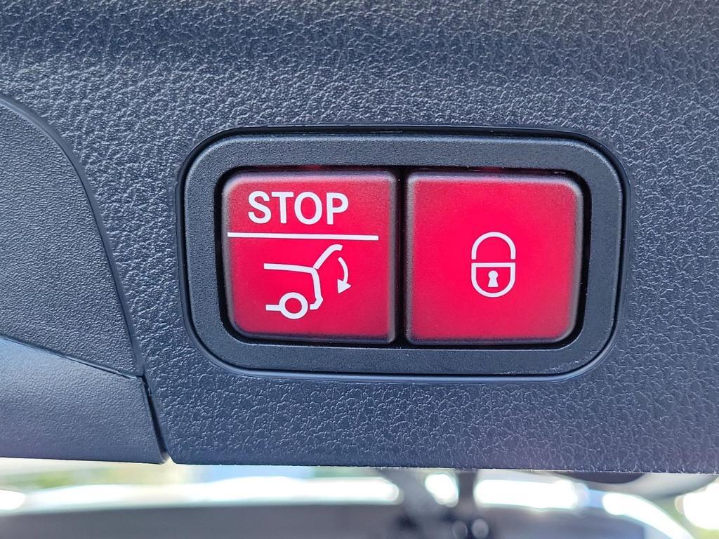 used 2023 Mercedes-Benz GLE 350 car, priced at $44,990