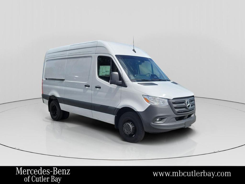 new 2025 Mercedes-Benz Sprinter 3500 car, priced at $67,171