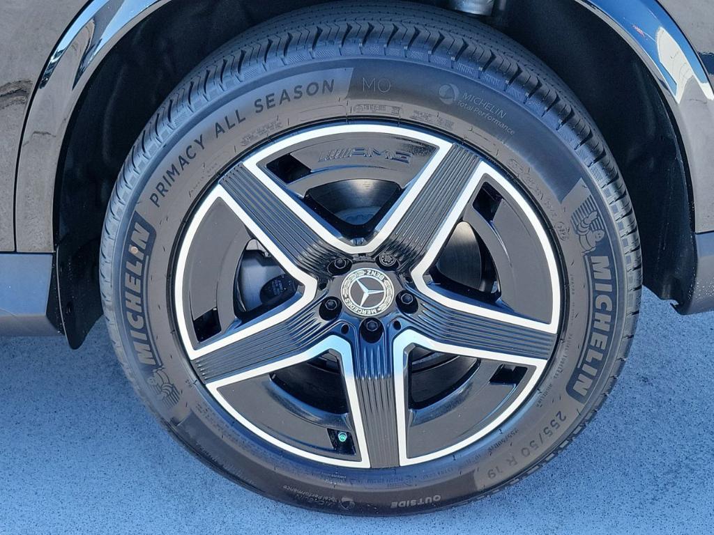new 2026 Mercedes-Benz GLC 300 car, priced at $56,685
