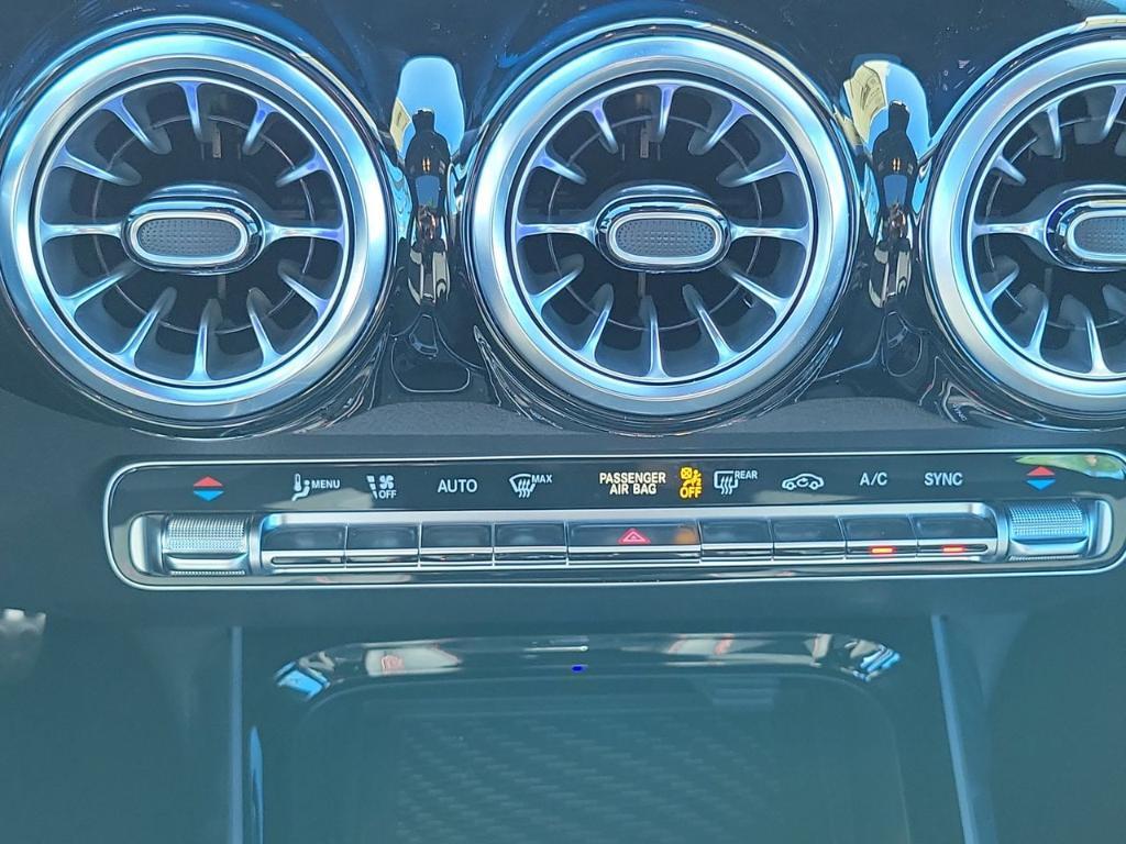 new 2025 Mercedes-Benz AMG GLB 35 car, priced at $54,463