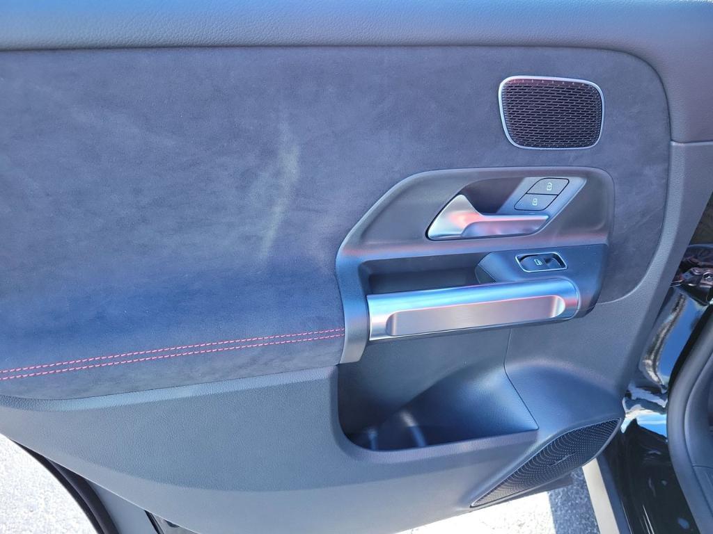 new 2025 Mercedes-Benz AMG GLB 35 car, priced at $54,463