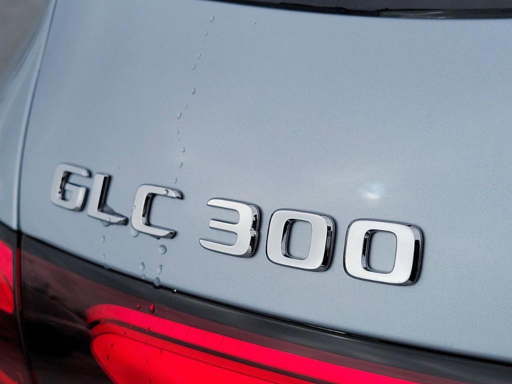 new 2026 Mercedes-Benz GLC 300 car, priced at $54,350