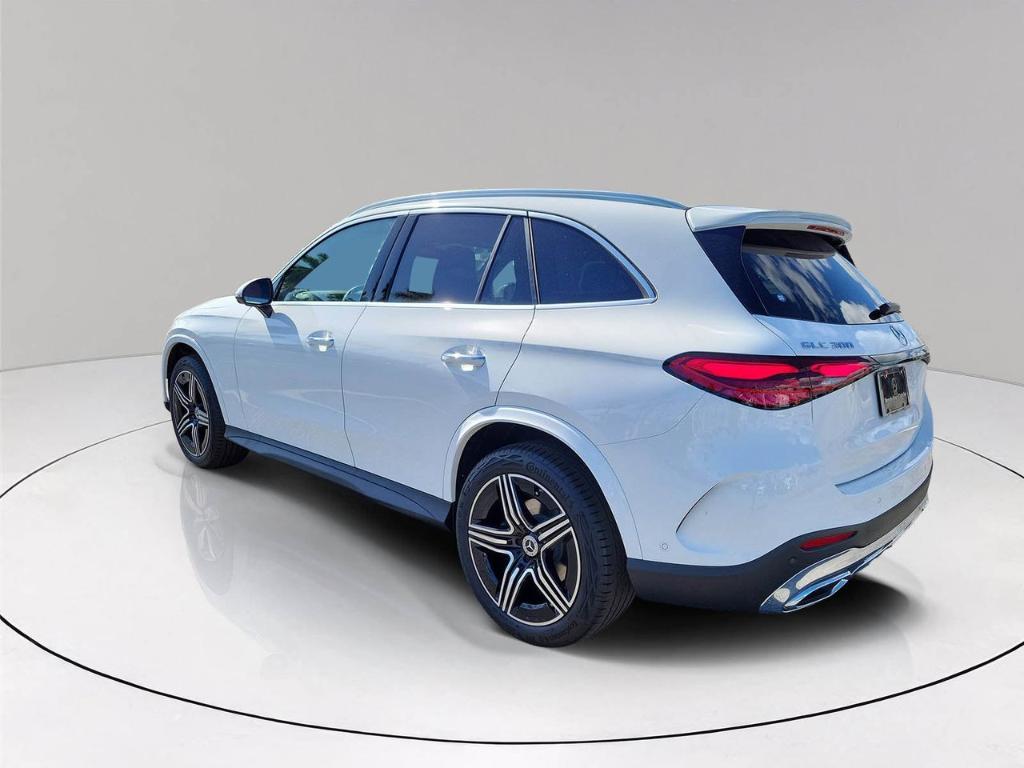 new 2026 Mercedes-Benz GLC 300 car, priced at $61,985