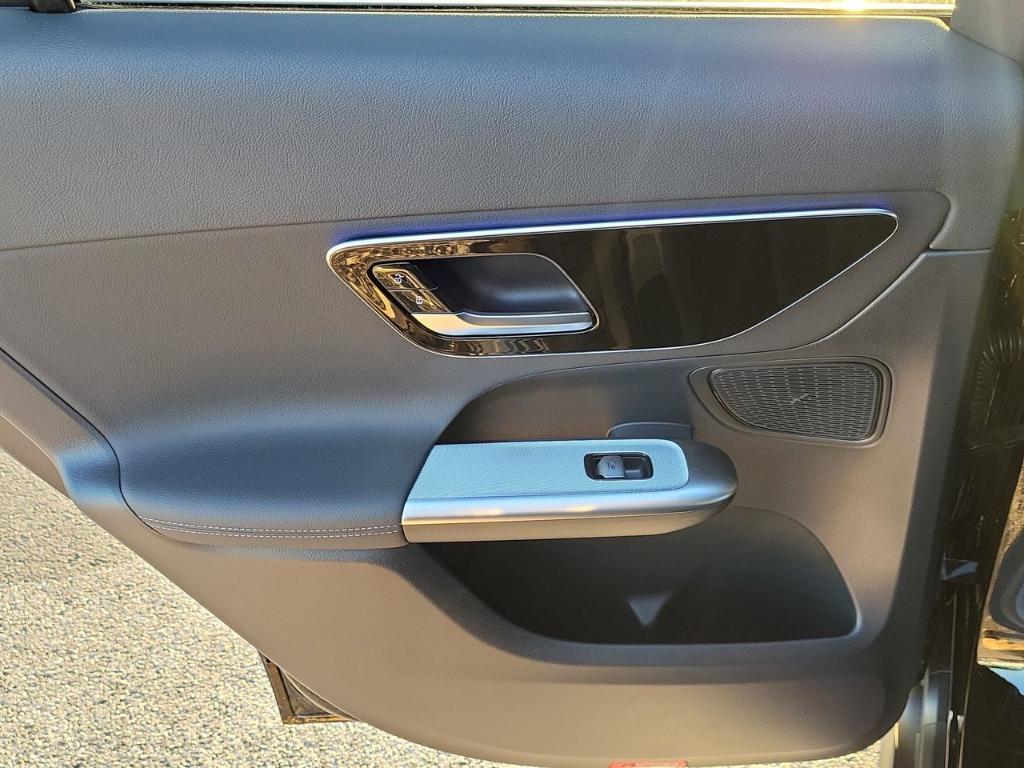 new 2026 Mercedes-Benz GLC 300 car, priced at $52,840