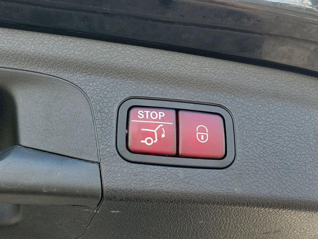 used 2023 Mercedes-Benz GLE 350 car, priced at $42,247