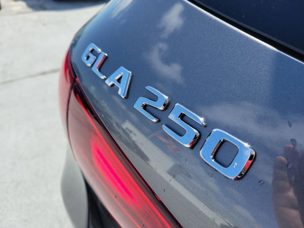 new 2026 Mercedes-Benz GLA 250 car, priced at $47,580