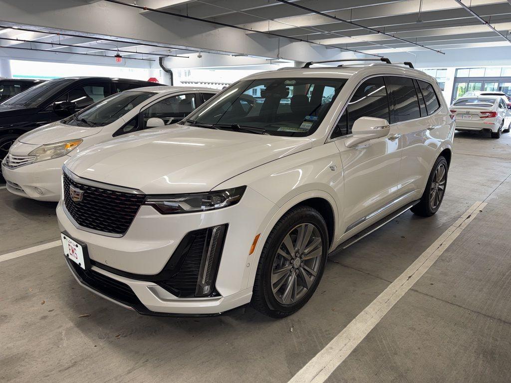used 2021 Cadillac XT6 car, priced at $28,435