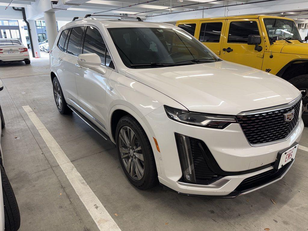 used 2021 Cadillac XT6 car, priced at $29,016