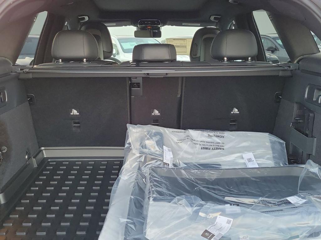 new 2026 Mercedes-Benz GLC 300 car, priced at $54,350