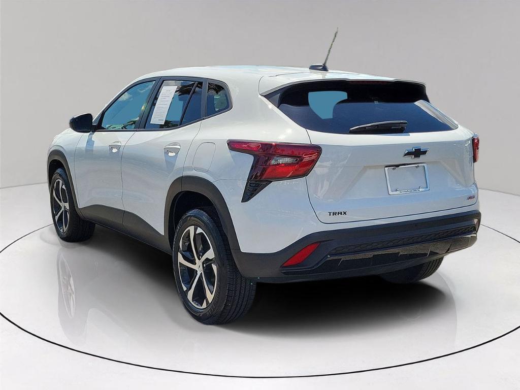used 2024 Chevrolet Trax car, priced at $20,765