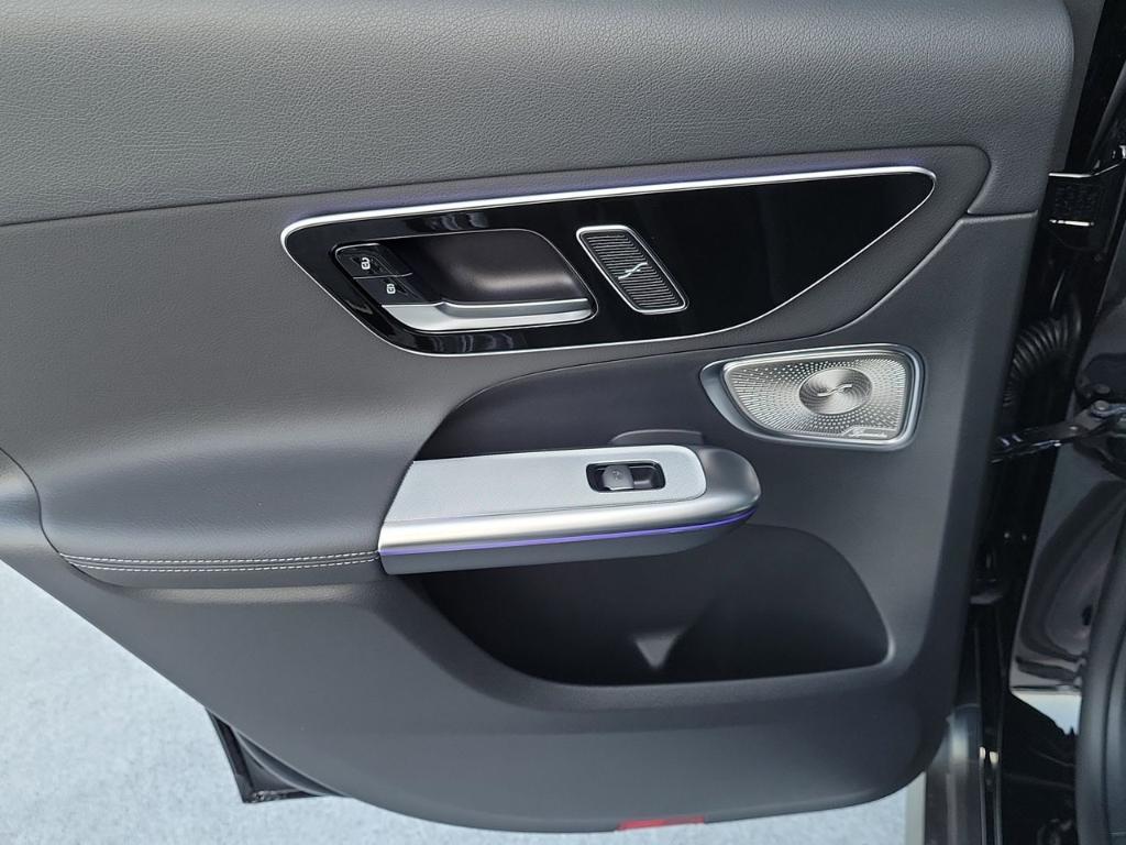 new 2026 Mercedes-Benz GLC 300 car, priced at $55,950