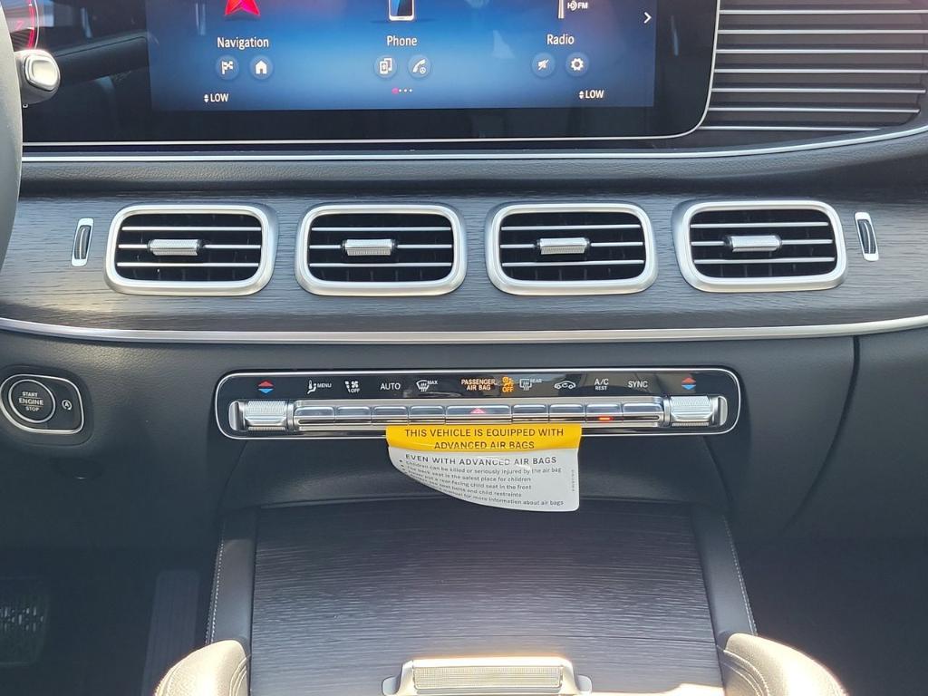 new 2026 Mercedes-Benz GLE 450 car, priced at $77,530