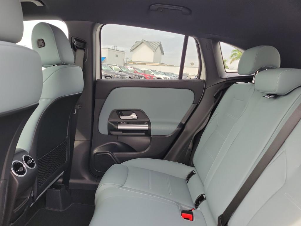 new 2026 Mercedes-Benz GLA 250 car, priced at $47,280