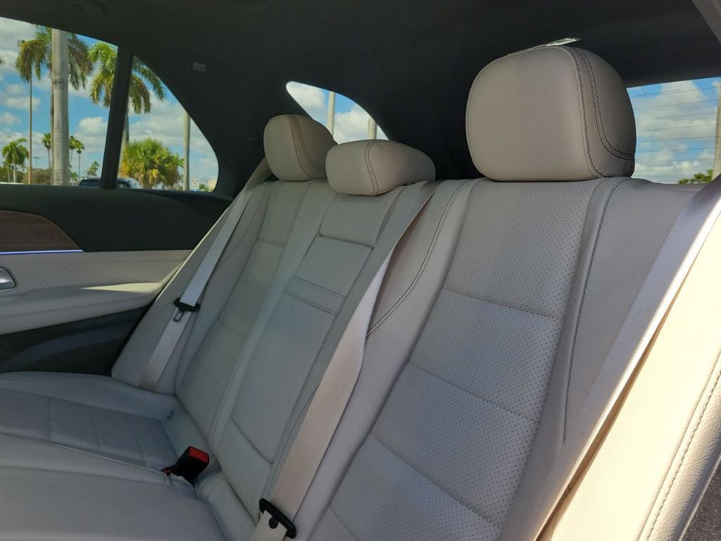 new 2026 Mercedes-Benz GLE 350 car, priced at $73,900