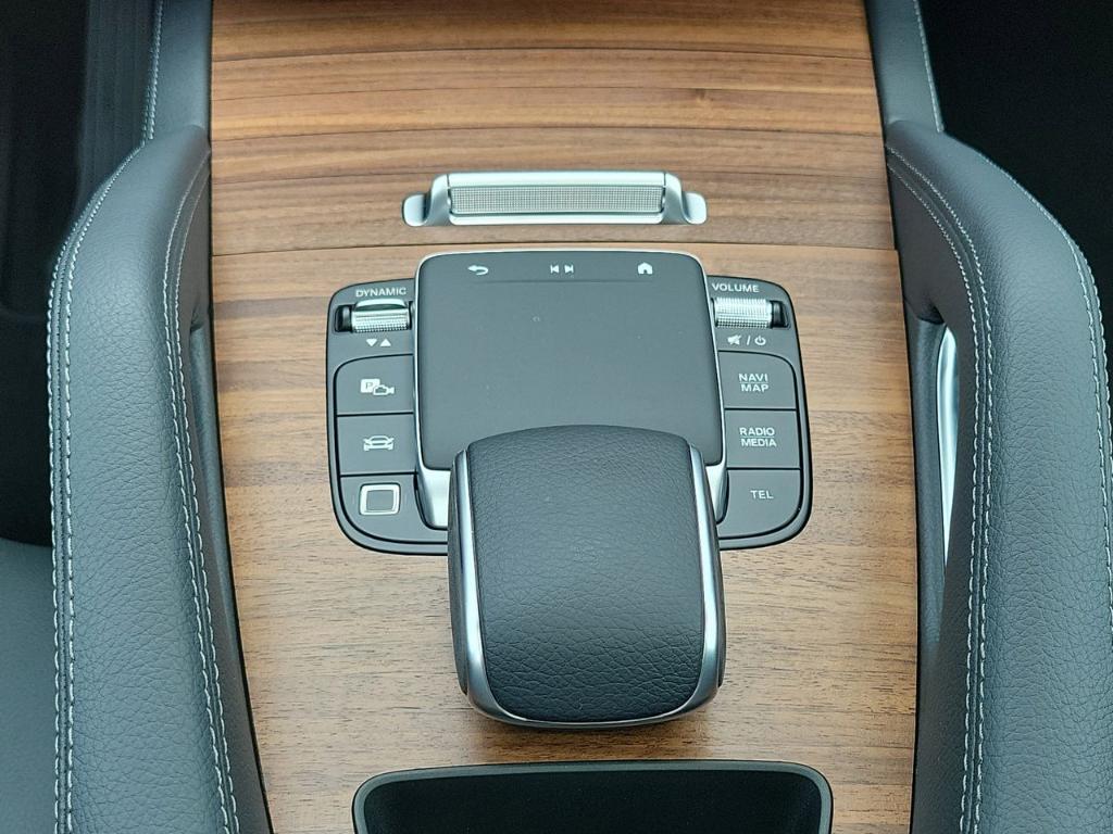 new 2026 Mercedes-Benz GLE 450 car, priced at $81,010